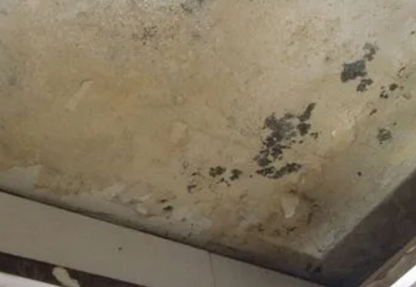 佛坪阳台漏水维修公司分享下佛坪卫生间渗水维修需要注意哪些问题。