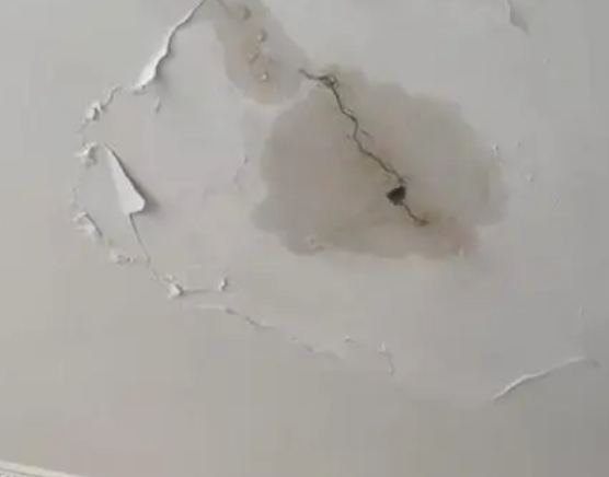 佛坪阳台漏水维修公司分享下屋面防水工程质量问题原因分析